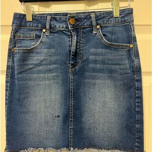 1822 Denim Fray Hem Destruction Skirt Sz. 8